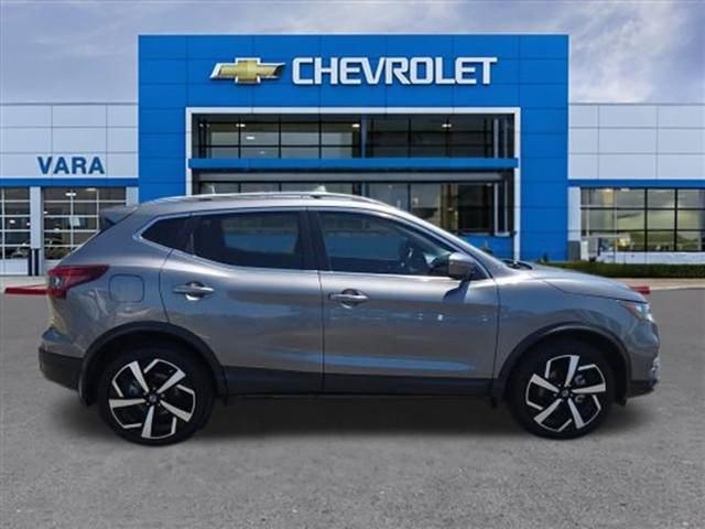 2021 Nissan Rogue Sport SL FWD Xtronic CVT