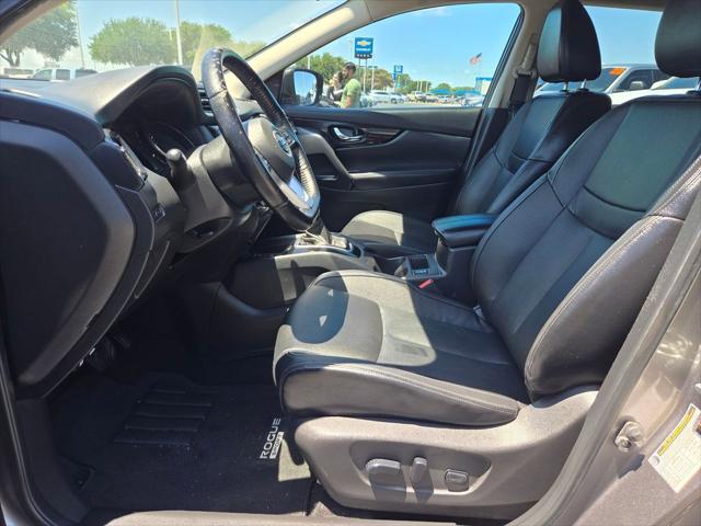 2021 Nissan Rogue Sport SL FWD Xtronic CVT