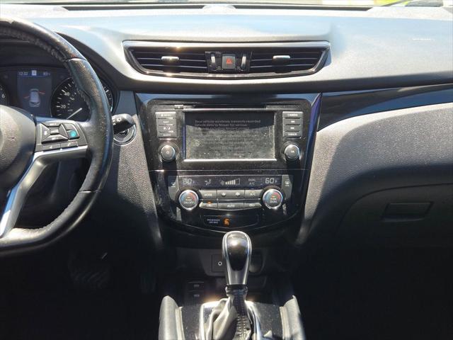 2021 Nissan Rogue Sport SL FWD Xtronic CVT