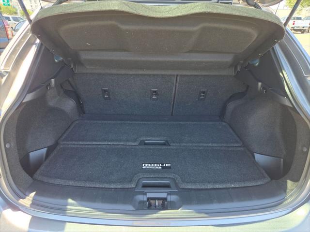 2021 Nissan Rogue Sport SL FWD Xtronic CVT