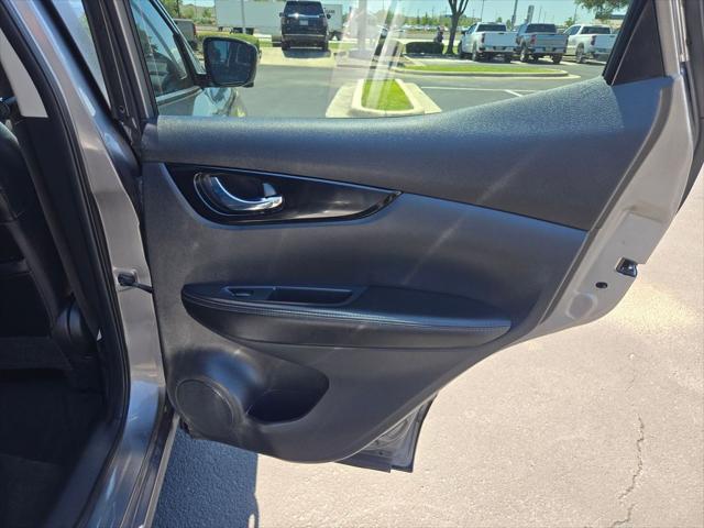 2021 Nissan Rogue Sport SL FWD Xtronic CVT