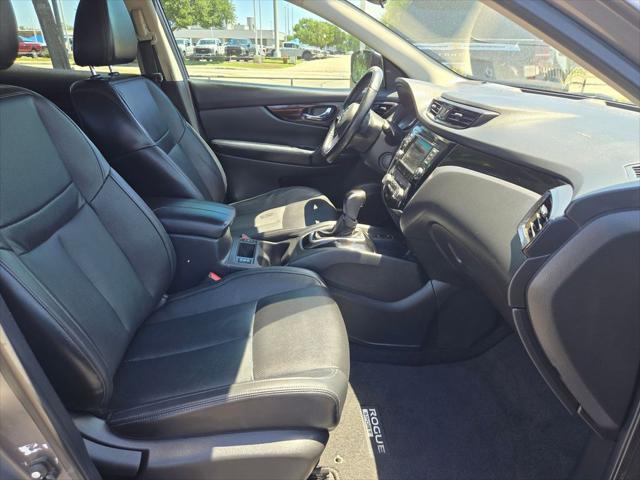 2021 Nissan Rogue Sport SL FWD Xtronic CVT