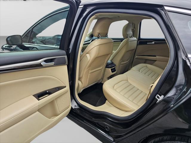 2013 Ford Fusion Hybrid SE