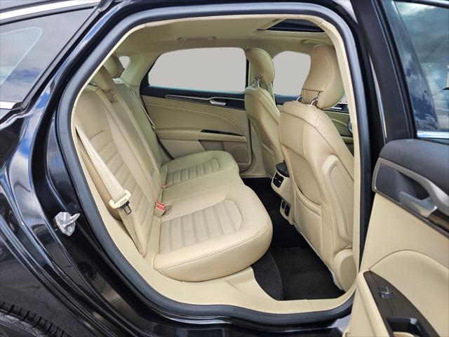 2013 Ford Fusion Hybrid SE