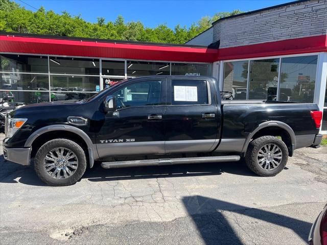 2017 Nissan Titan XD Platinum Reserve Gas