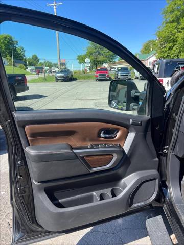 2017 Nissan Titan XD Platinum Reserve Gas