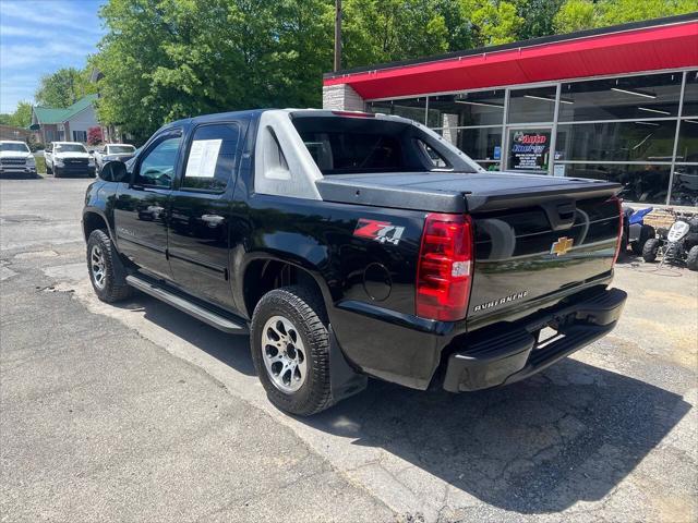 2012 Chevrolet Avalanche LS