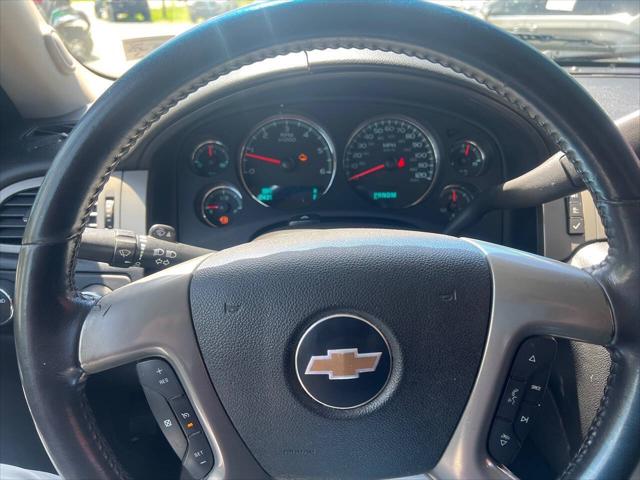 2012 Chevrolet Avalanche LS