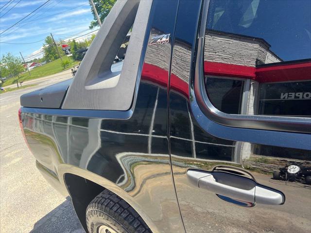 2012 Chevrolet Avalanche LS