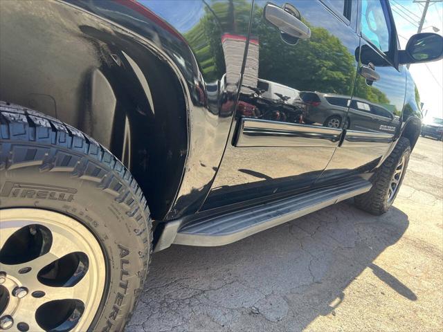 2012 Chevrolet Avalanche LS