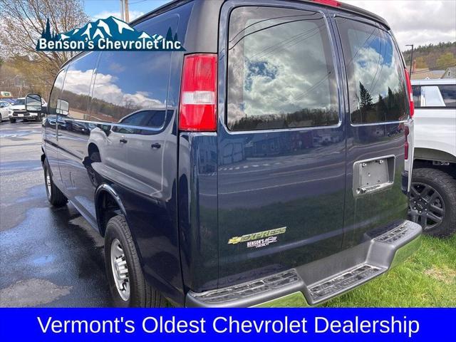 2026 Chevrolet Express Cargo Van 2500 Regular Wheelbase, WT, RWD