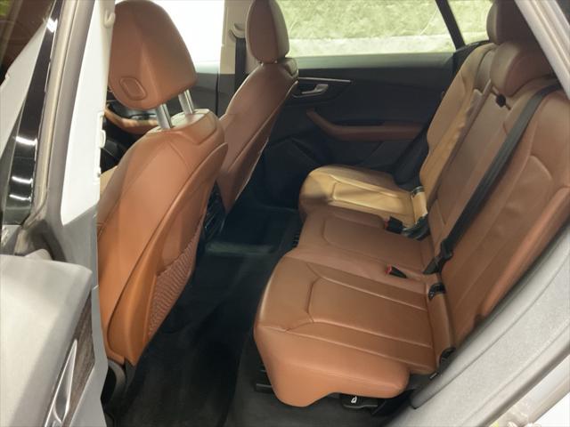 2022 Audi Q8 Premium 55 TFSI quattro Tiptronic
