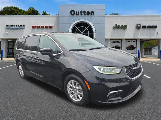 2023 Chrysler Pacifica Touring L for sale in Hamburg, PA