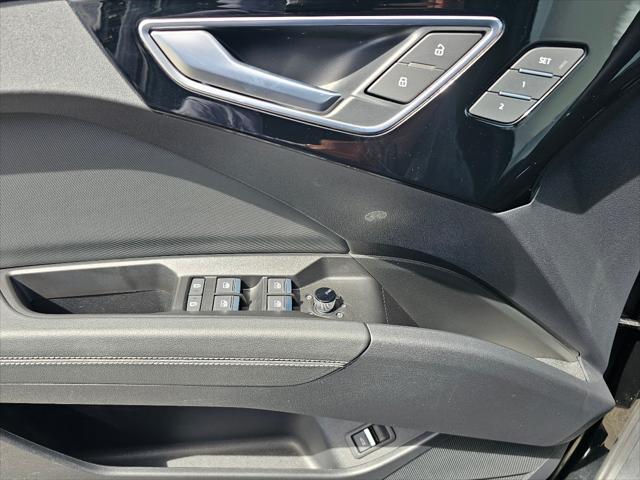 2023 Audi e-tron Premium Plus 40 RWD