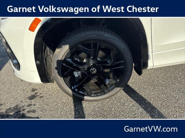 2026 Volkswagen Tiguan SE R-Line Black