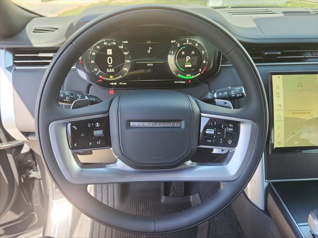 2026 Land Rover Range Rover P550e SE