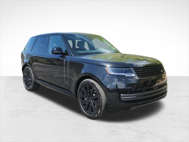 2026 Land Rover Range Rover P550e SE
