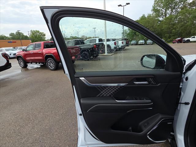 2026 GMC Acadia Denali FWD