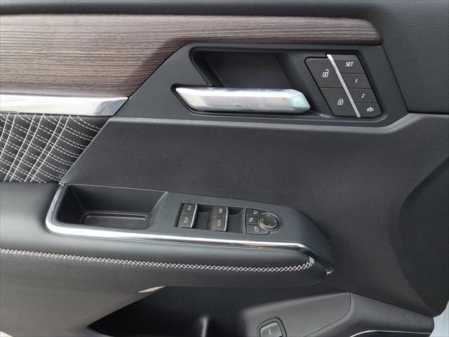 2026 GMC Acadia Denali FWD