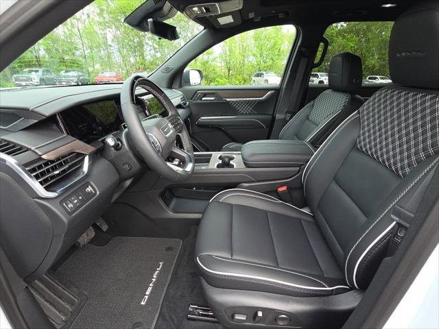 2026 GMC Acadia Denali FWD