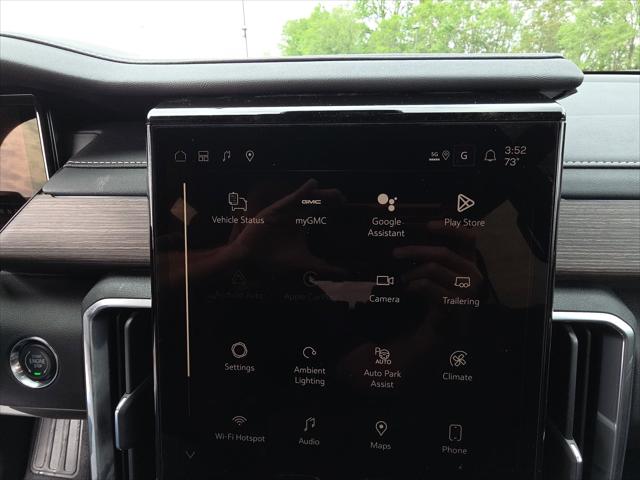 2026 GMC Acadia Denali FWD