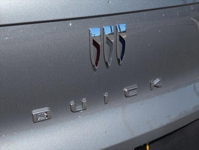 2026 Buick NV Preferred FWD