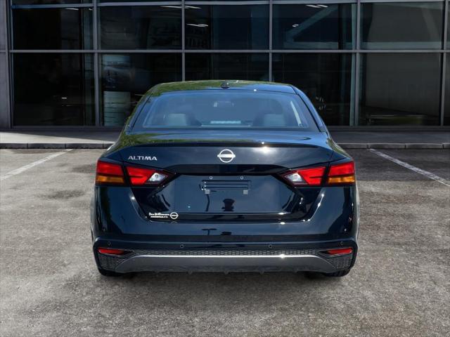 2026 Nissan Altima SV FWD