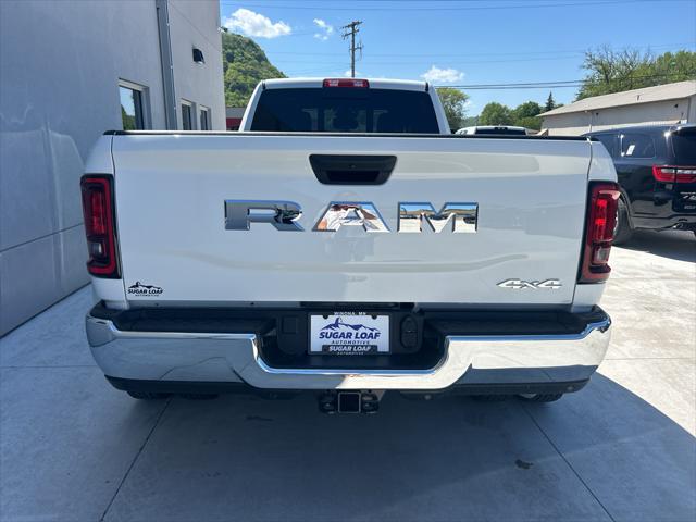 2026 Ram 3500 Tradesman Crew Cab 4x4 8 Box