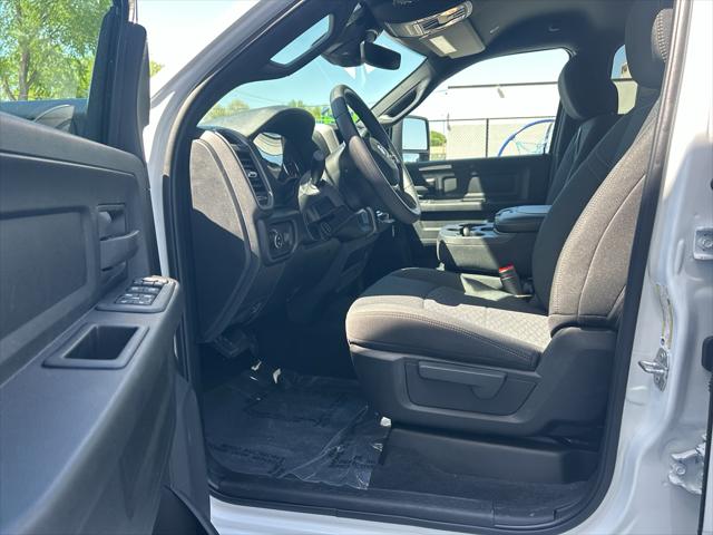 2026 Ram 3500 Tradesman Crew Cab 4x4 8 Box