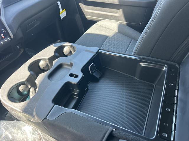 2026 Ram 3500 Tradesman Crew Cab 4x4 8 Box