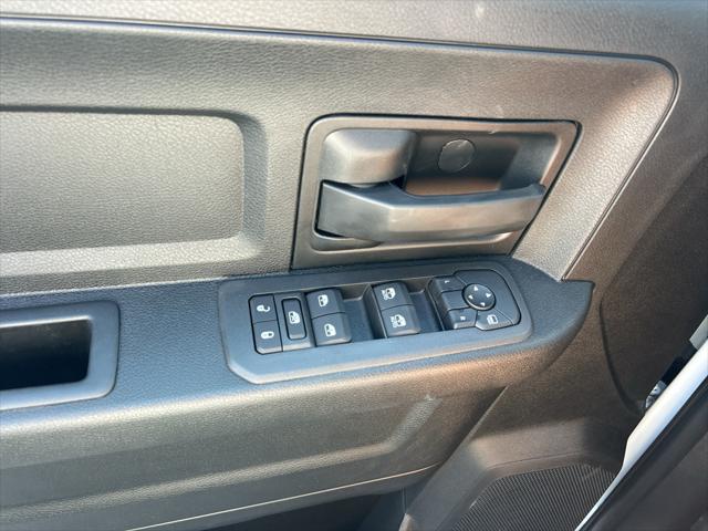 2026 Ram 3500 Tradesman Crew Cab 4x4 8 Box