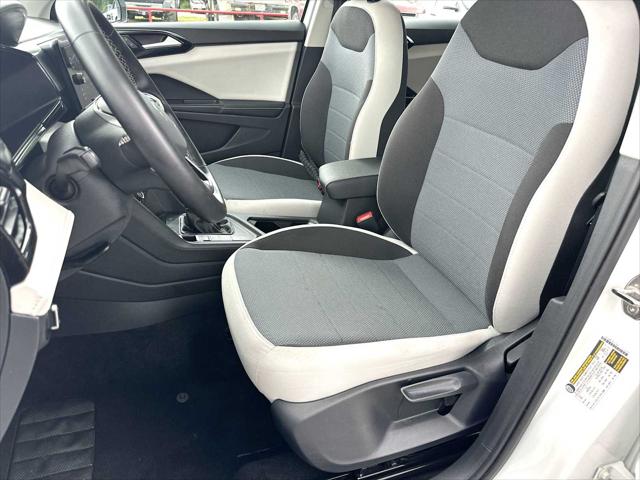 2025 Volkswagen Taos 1.5T S
