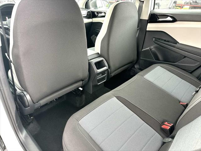 2025 Volkswagen Taos 1.5T S