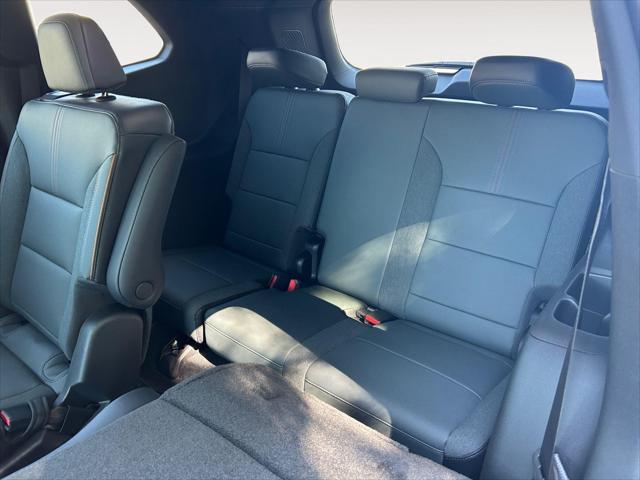 2026 GMC Acadia AT4 AWD