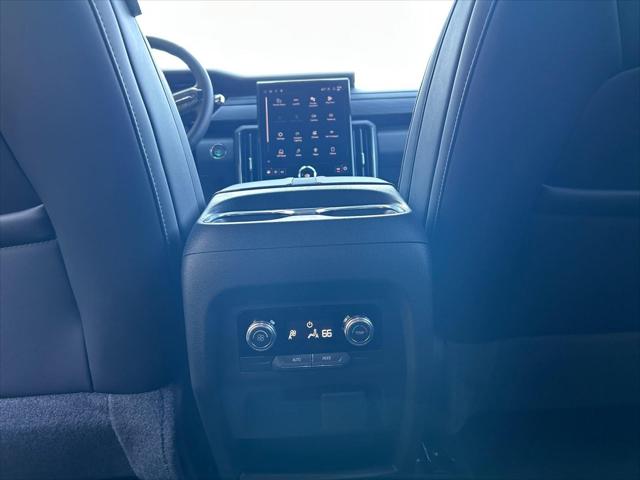2026 GMC Acadia AT4 AWD