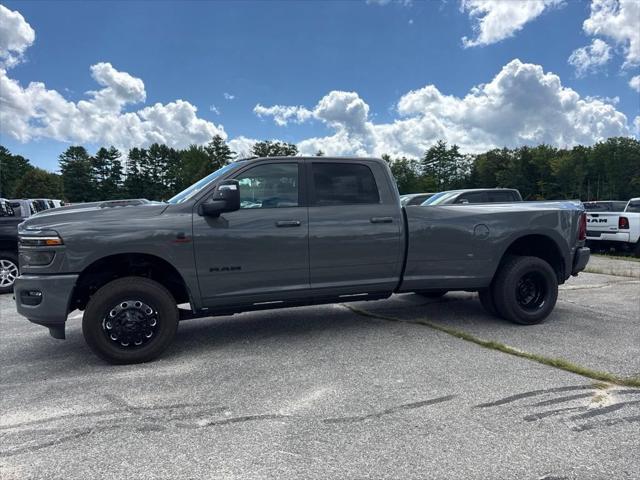 2026 RAM Ram 3500 RAM 3500 LARAMIE CREW CAB 4X4 8 BOX