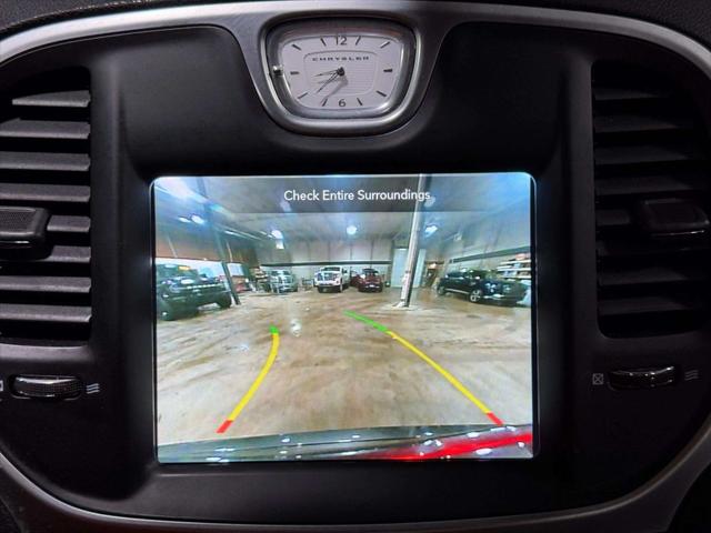 2021 Chrysler 300 Touring L AWD