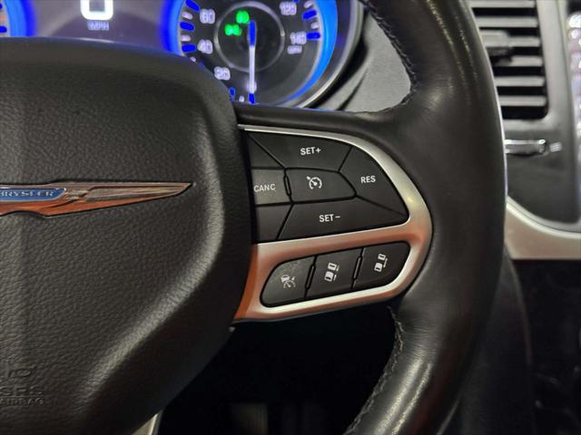 2021 Chrysler 300 Touring L AWD