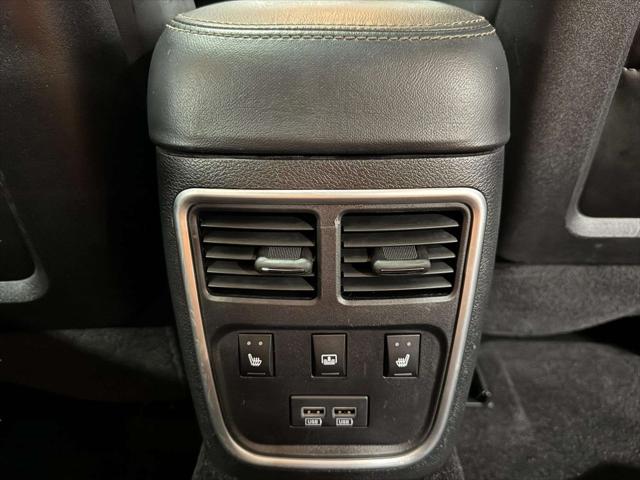 2021 Chrysler 300 Touring L AWD