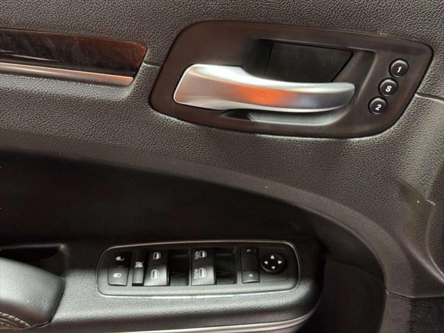 2021 Chrysler 300 Touring L AWD