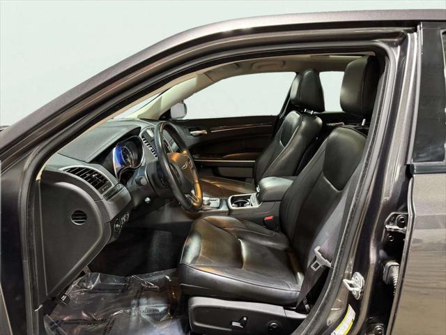 2021 Chrysler 300 Touring L AWD