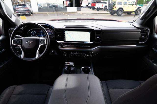 2023 Chevrolet Silverado 1500 4WD Crew Cab Short Bed RST