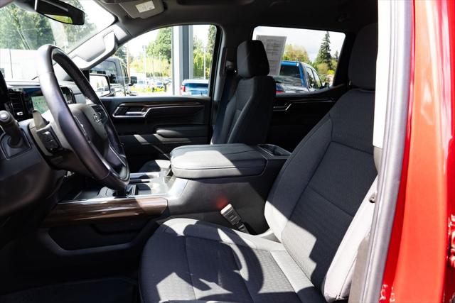 2023 Chevrolet Silverado 1500 4WD Crew Cab Short Bed RST