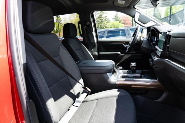 2023 Chevrolet Silverado 1500 4WD Crew Cab Short Bed RST