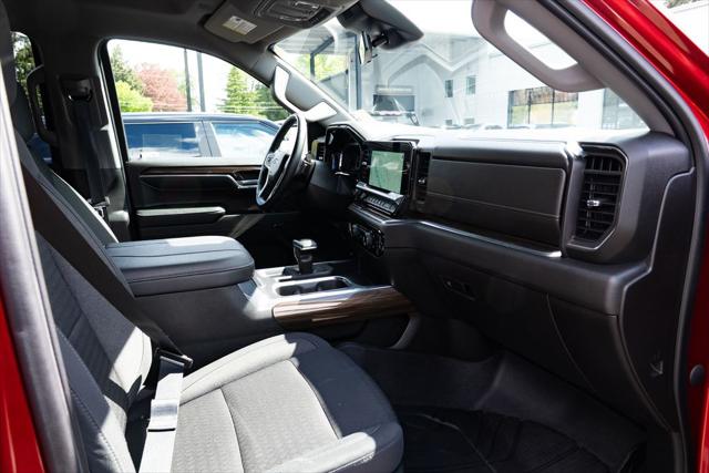 2023 Chevrolet Silverado 1500 4WD Crew Cab Short Bed RST
