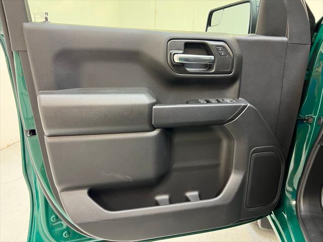 2026 GMC Sierra 1500 Crew Cab, Short Bed, Pro, 4WD
