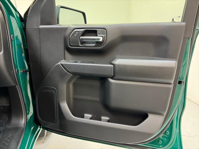 2026 GMC Sierra 1500 Crew Cab, Short Bed, Pro, 4WD