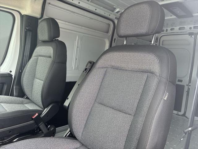 2026 Ram ProMaster Cargo Van Tradesman High Roof 136" WB w/Pass Seat