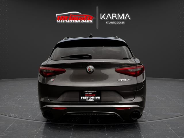2023 Alfa Romeo Stelvio Veloce AWD