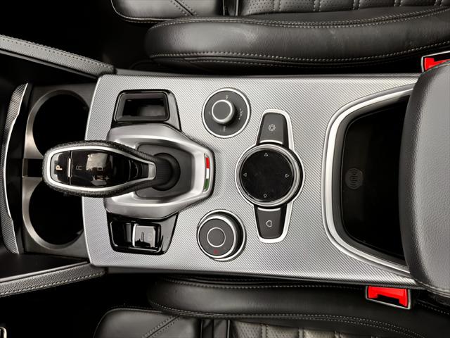 2023 Alfa Romeo Stelvio Veloce AWD